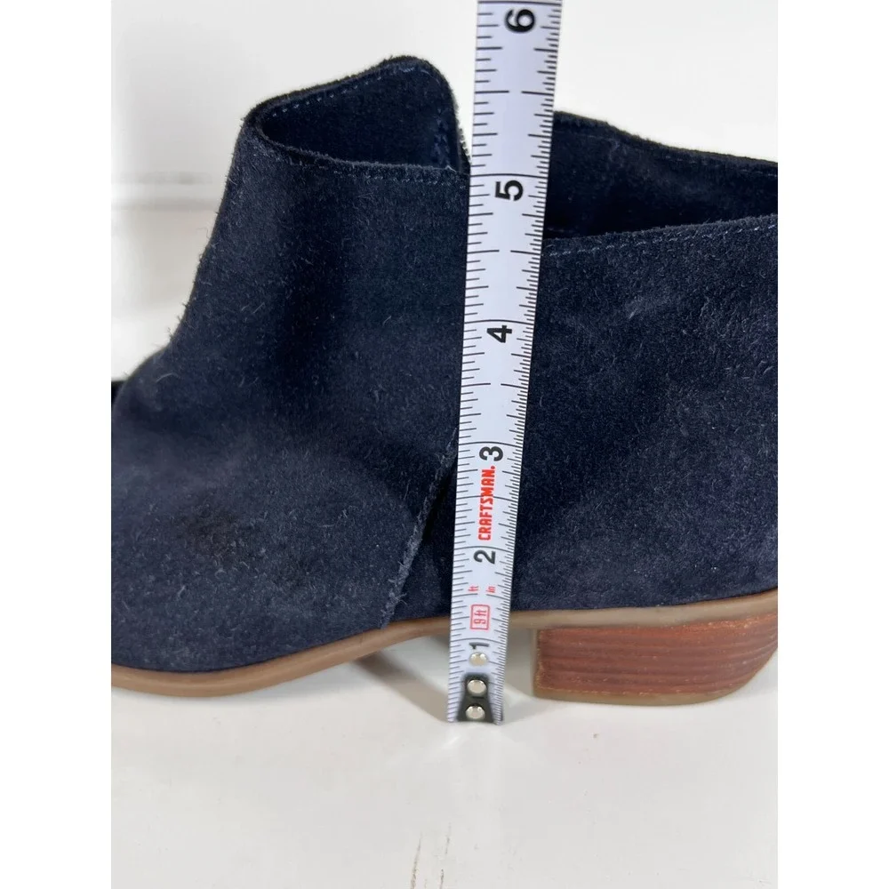 Diba True Blue Suede Pull On Ankle Block Heeled Boots Womens SZ 6.5 M USA
